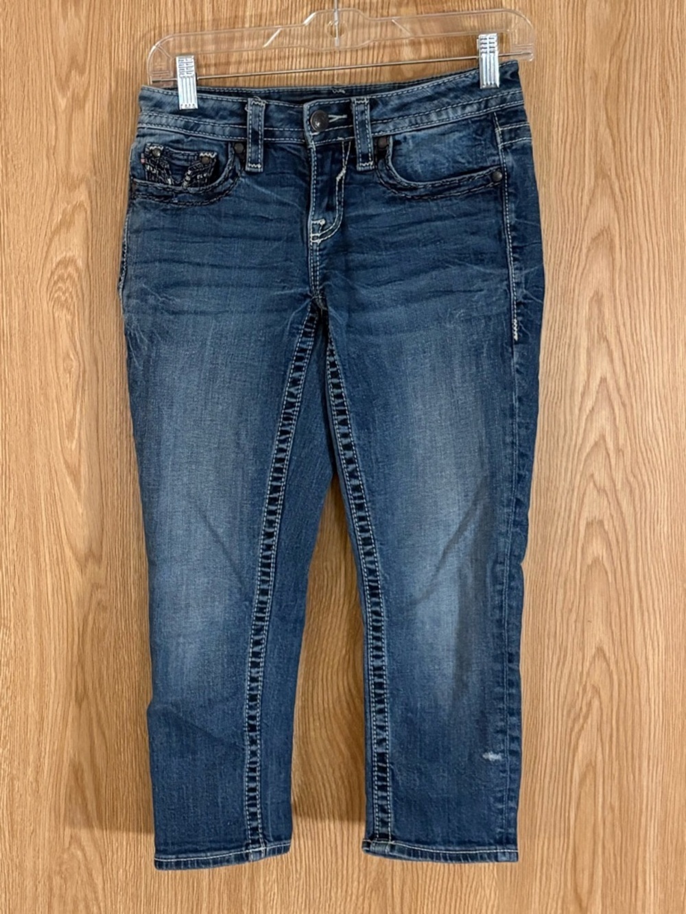 Vigoss Heritage Fit Capris Embroidered Jeans